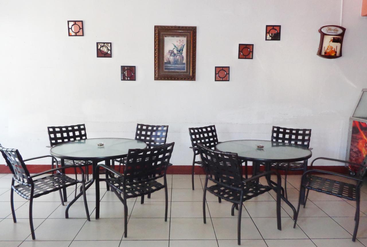 Hospedaje Y Cafe Ruiz Granada Exterior photo